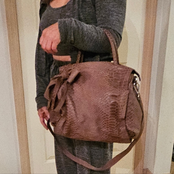 Hotic Very Nice Very Thick Leather Two Ways Shoulder Cross body Bag - Picture 12 of 12